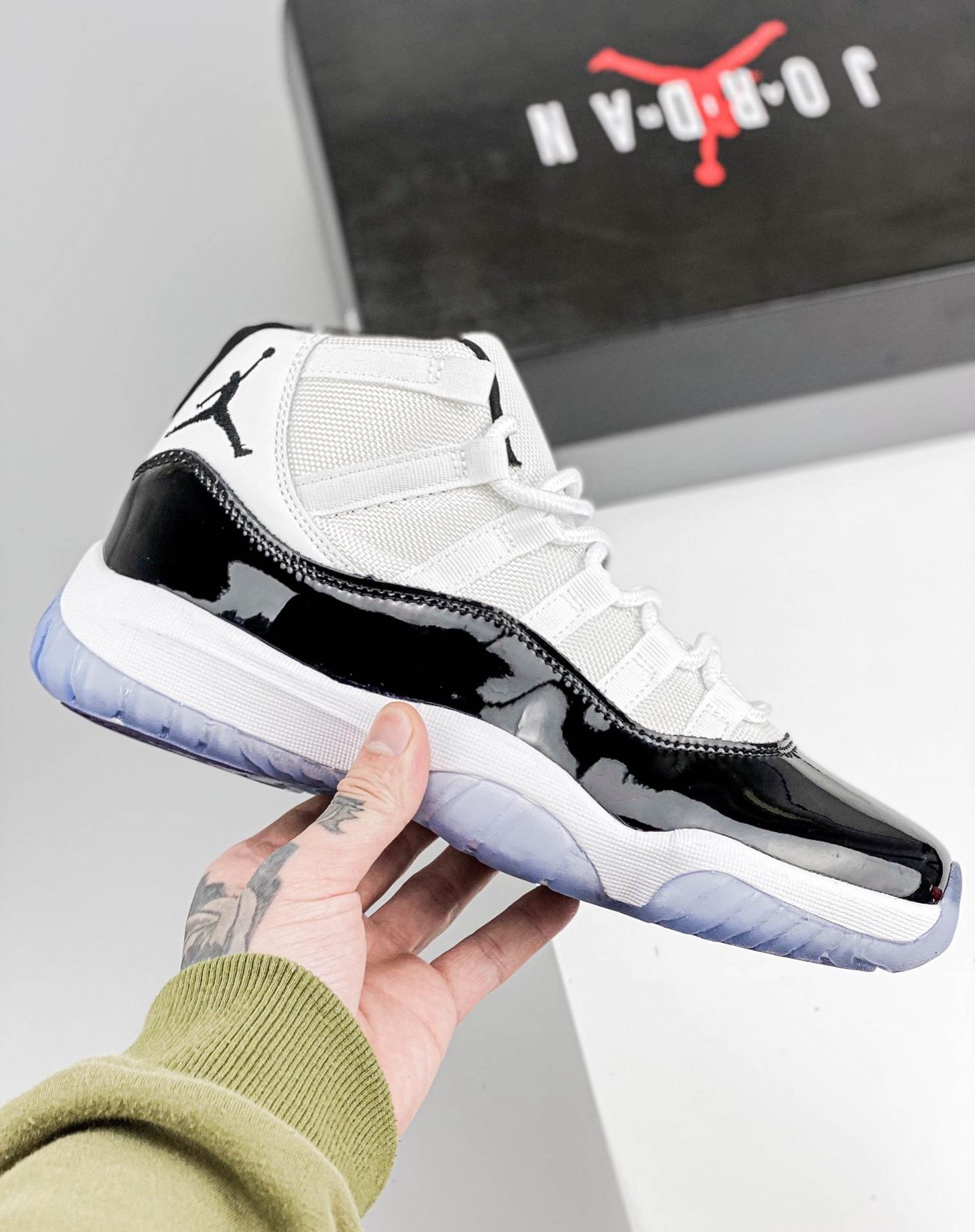Air Jordan 11 High