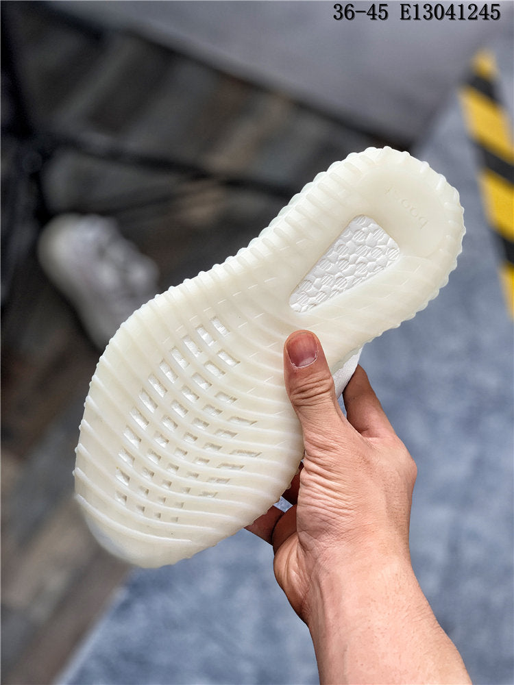 Yeezy Boost 350v2