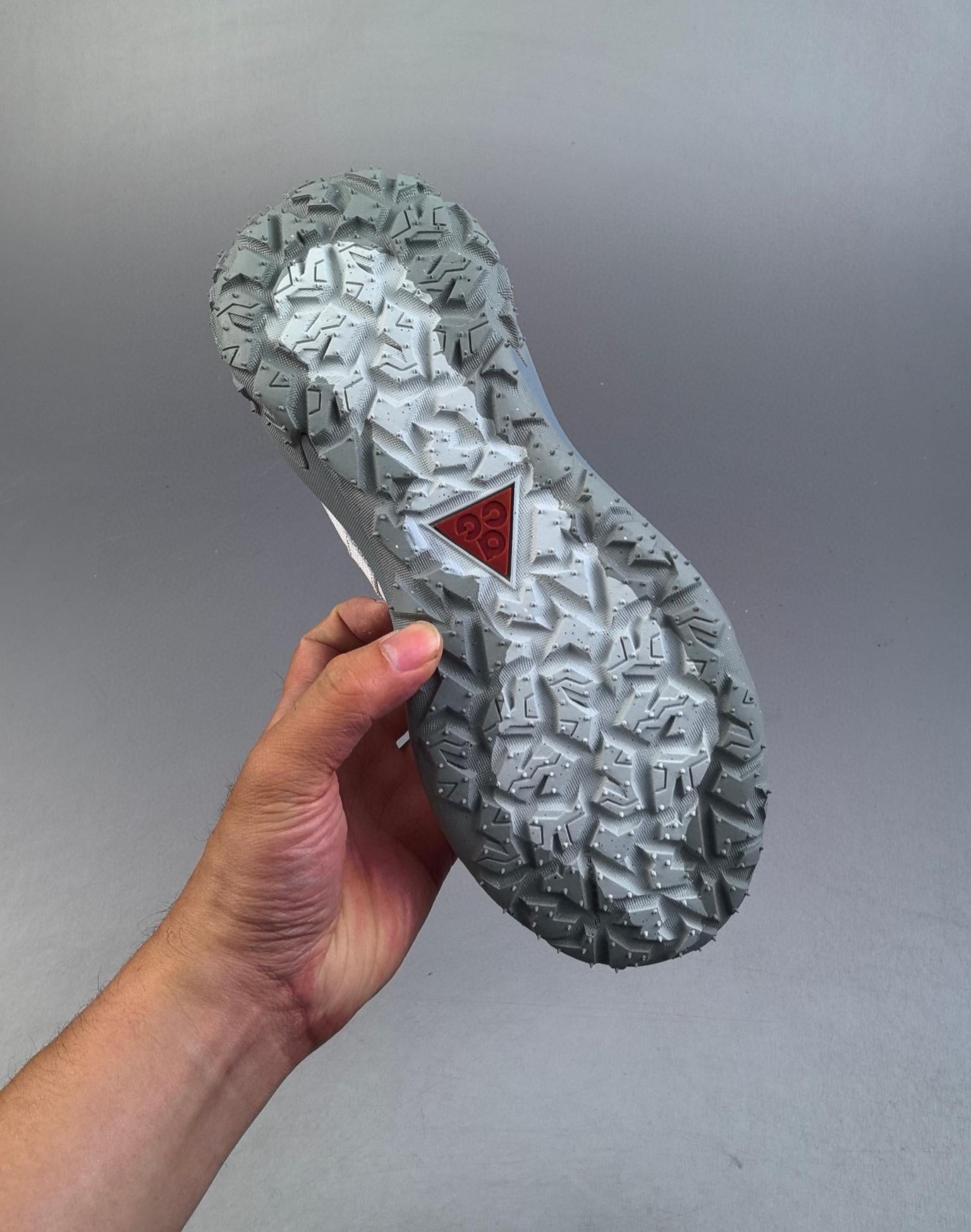 230 Acg Mountain Fly Low Se Hf6245 003 Size36-46