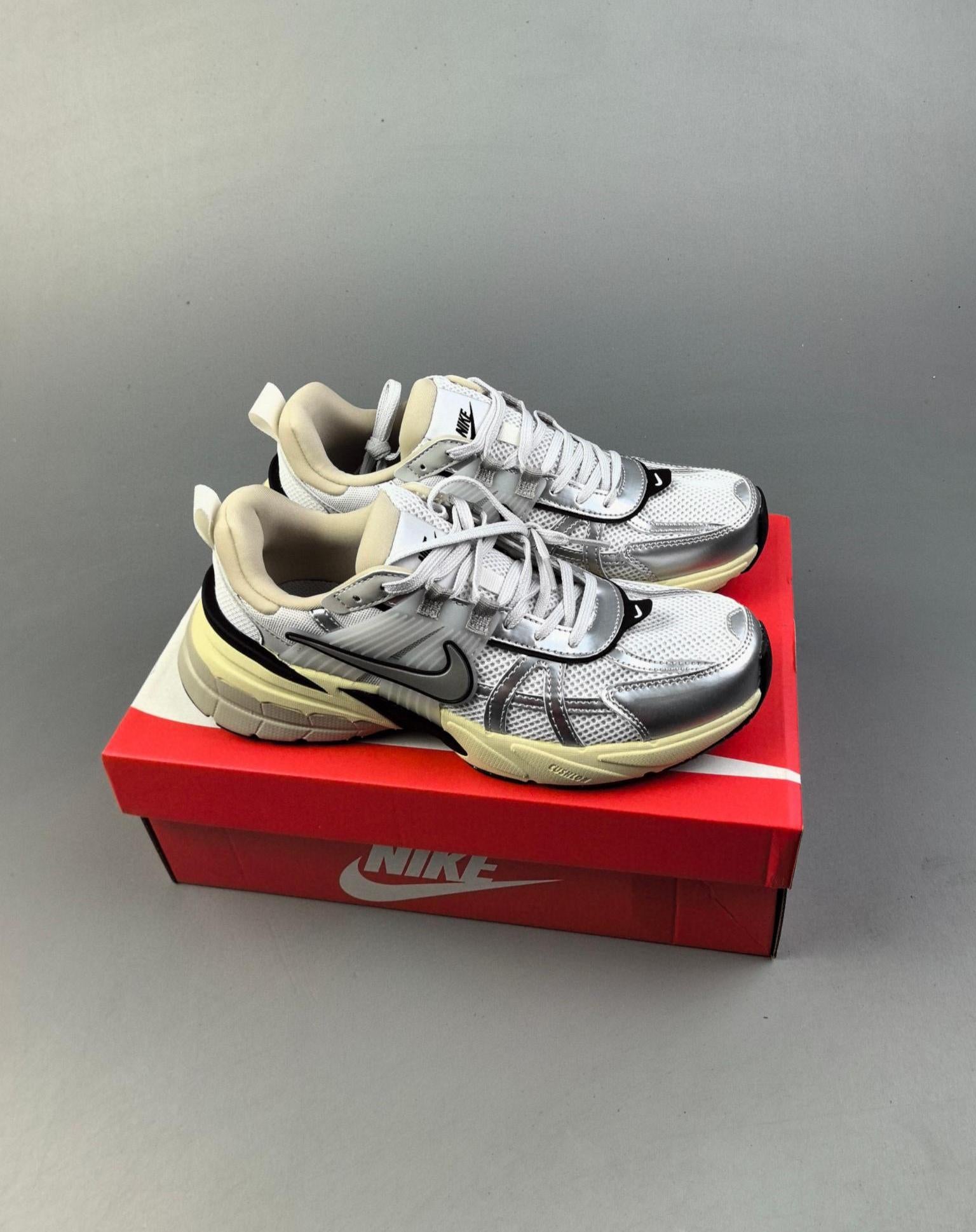 200 V2k Run Fd0736-102 Size36-45