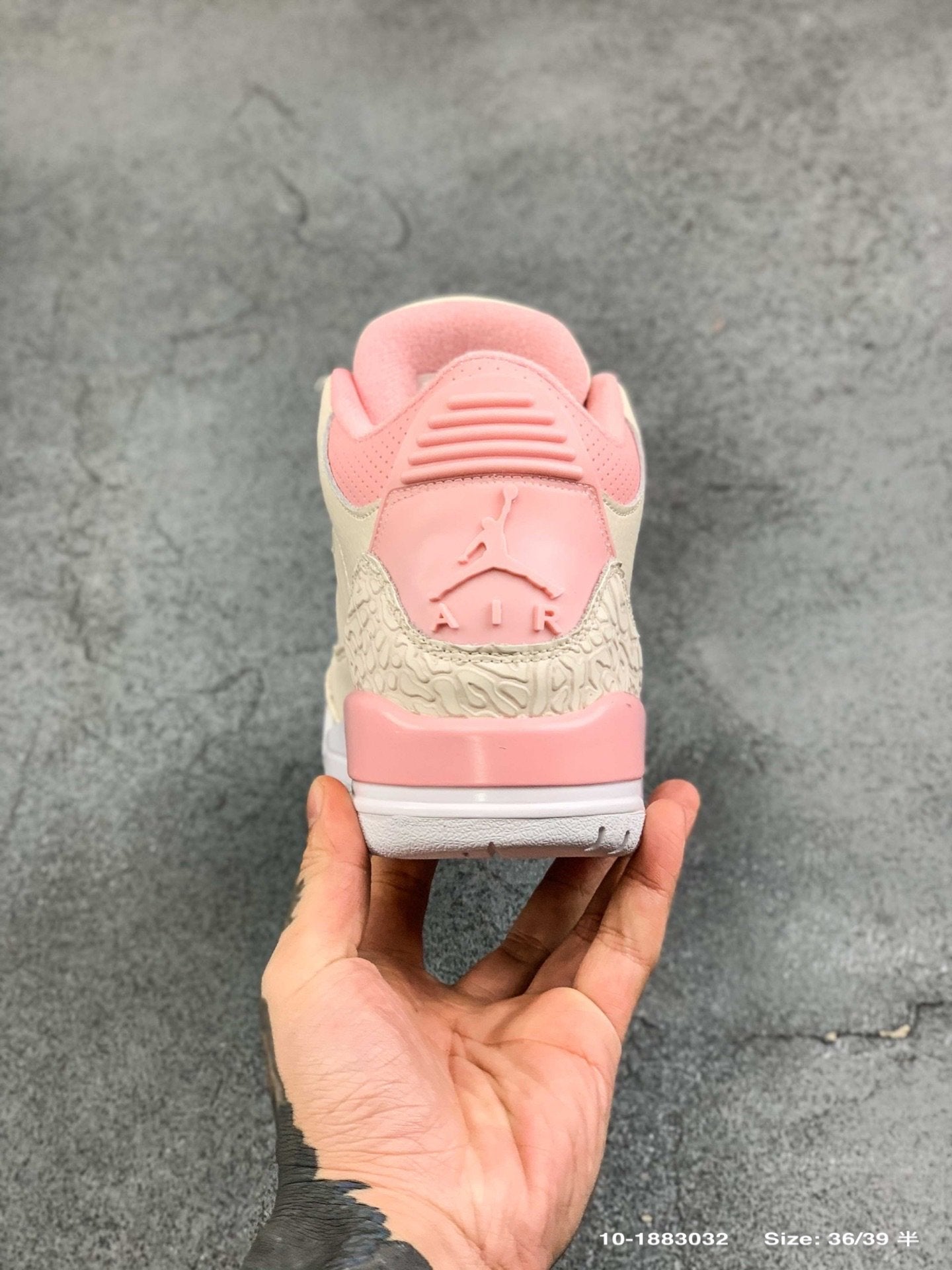 Air Jordan 3 Retro