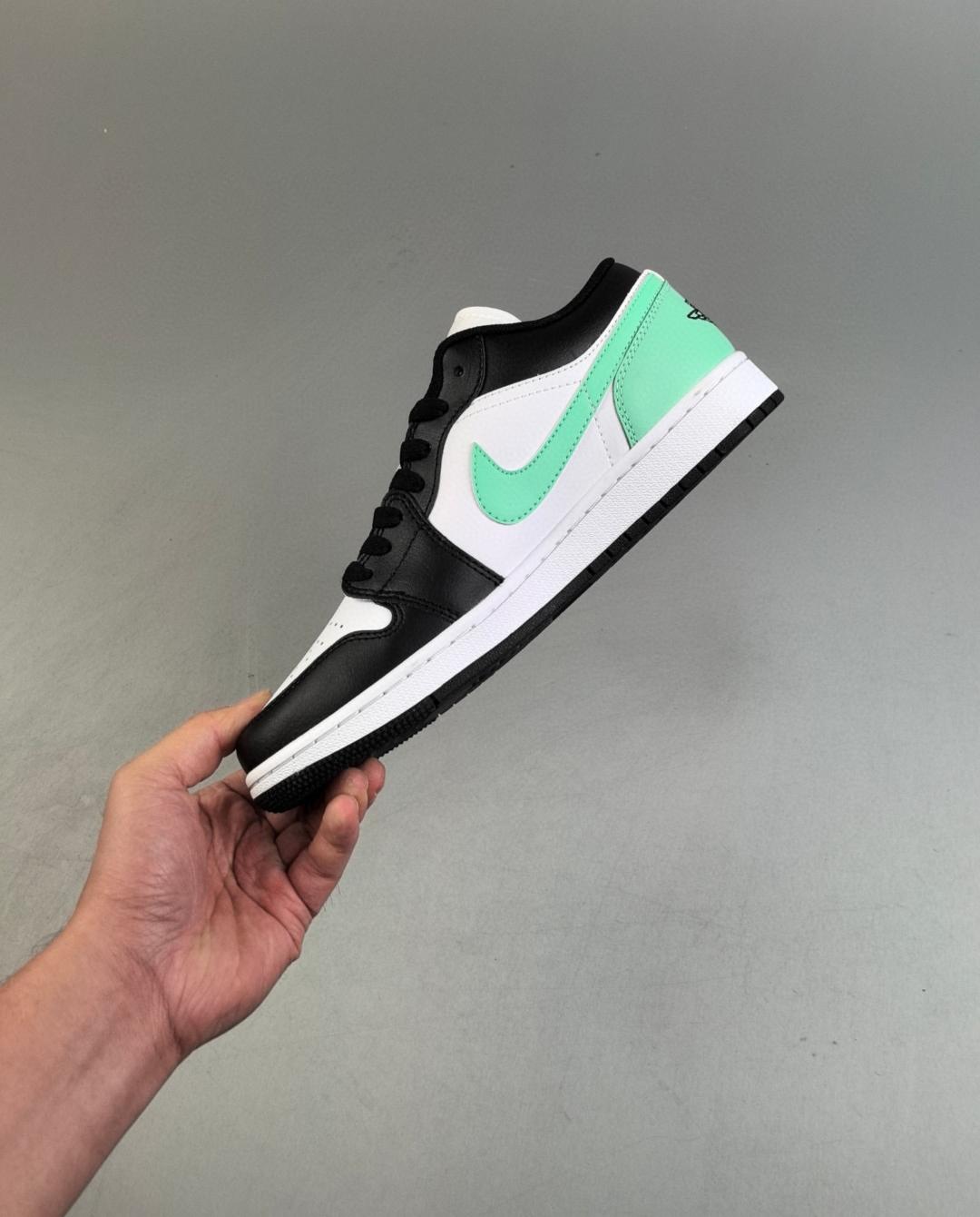 Air Jordan 1 Low Lsland Green