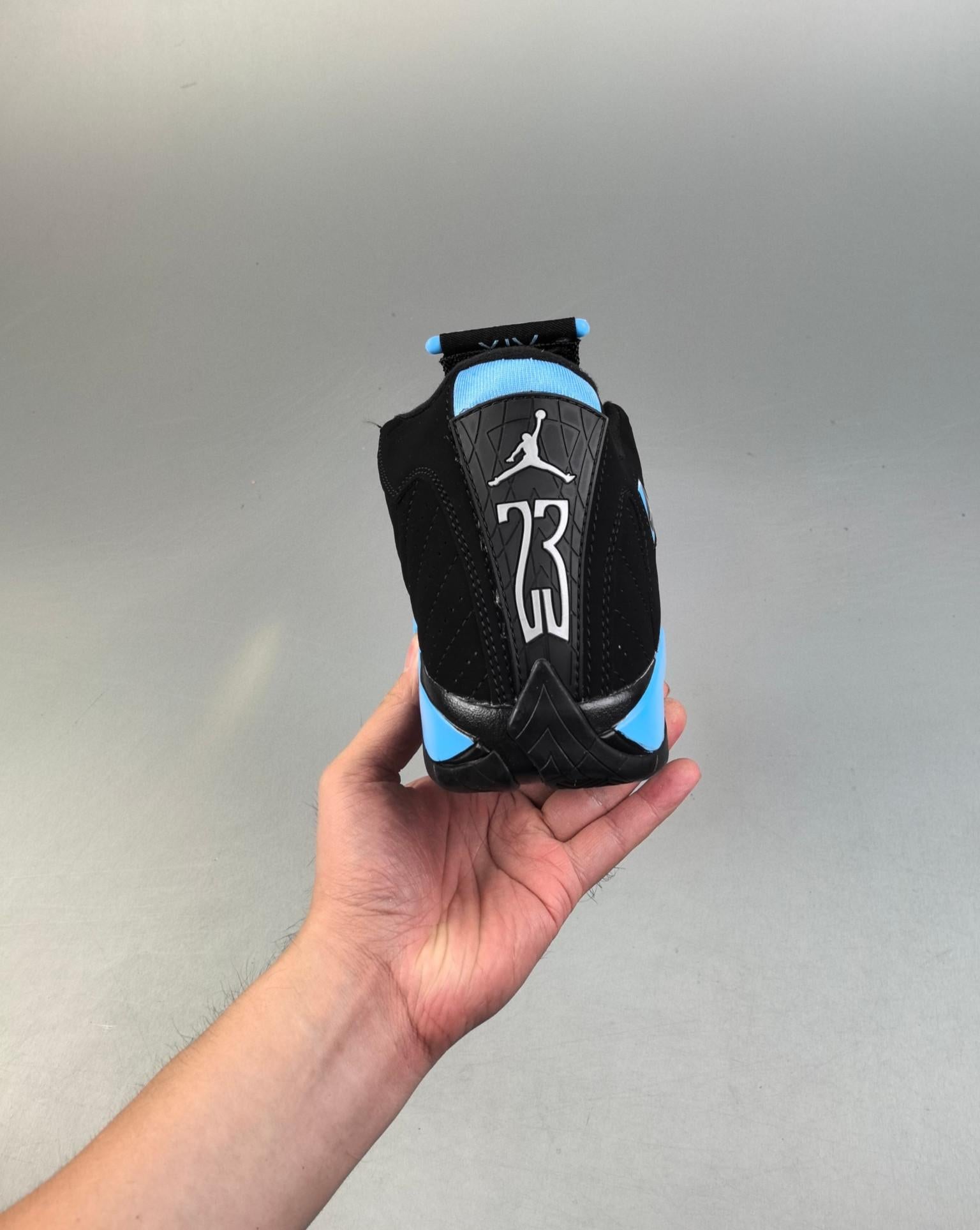 Air Jordan 14 Retro Black Toe 40-47