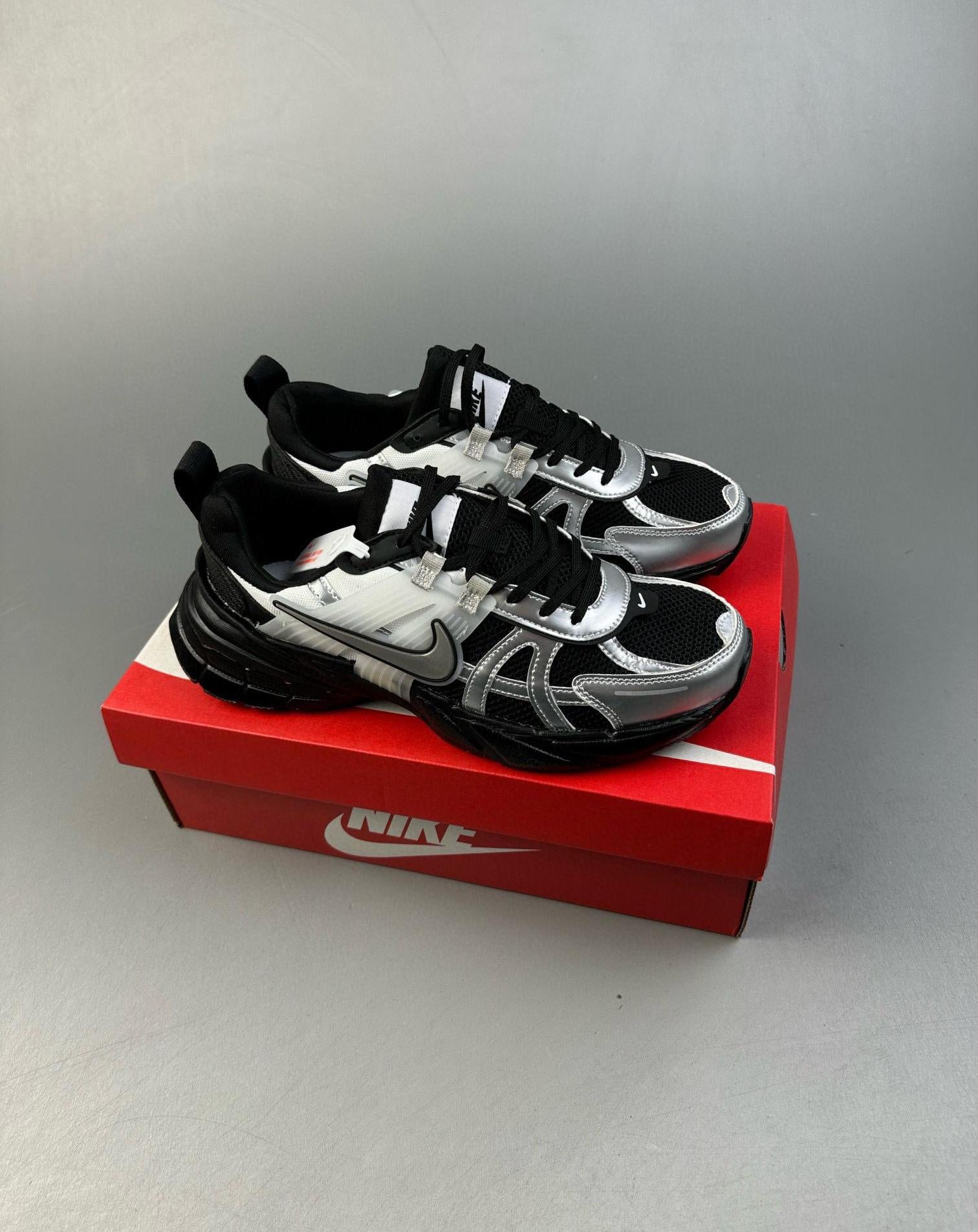 200 V2k Run Fd0736-102 Size36-45_1