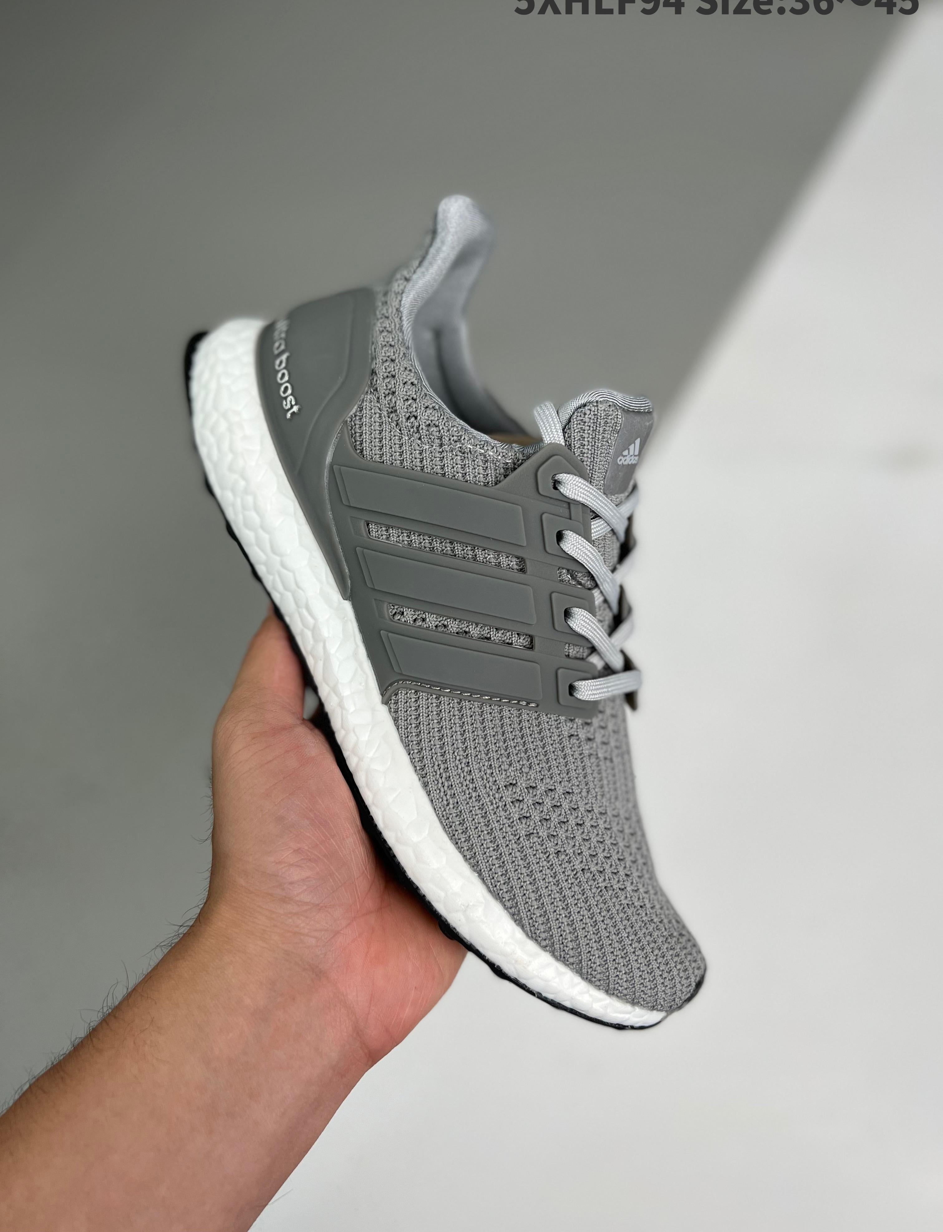 Ultra Boost 40