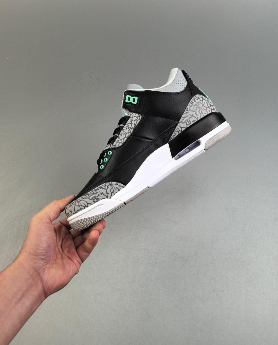 Air Jordan 3 Retro Green Glow 40-47