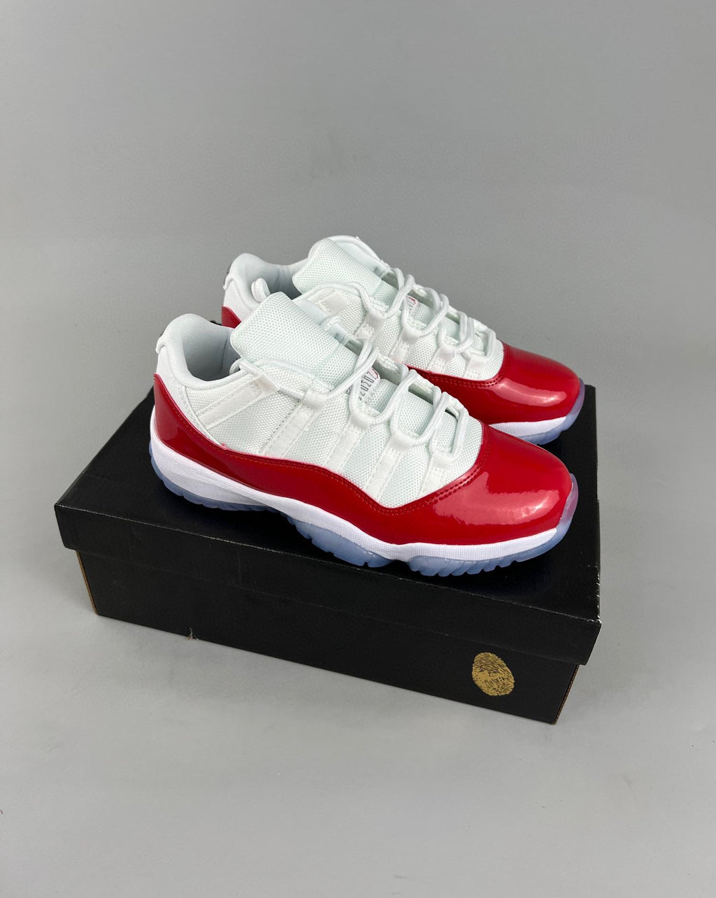 Air Jordan 11 Retro Low Concord Bred 36-47