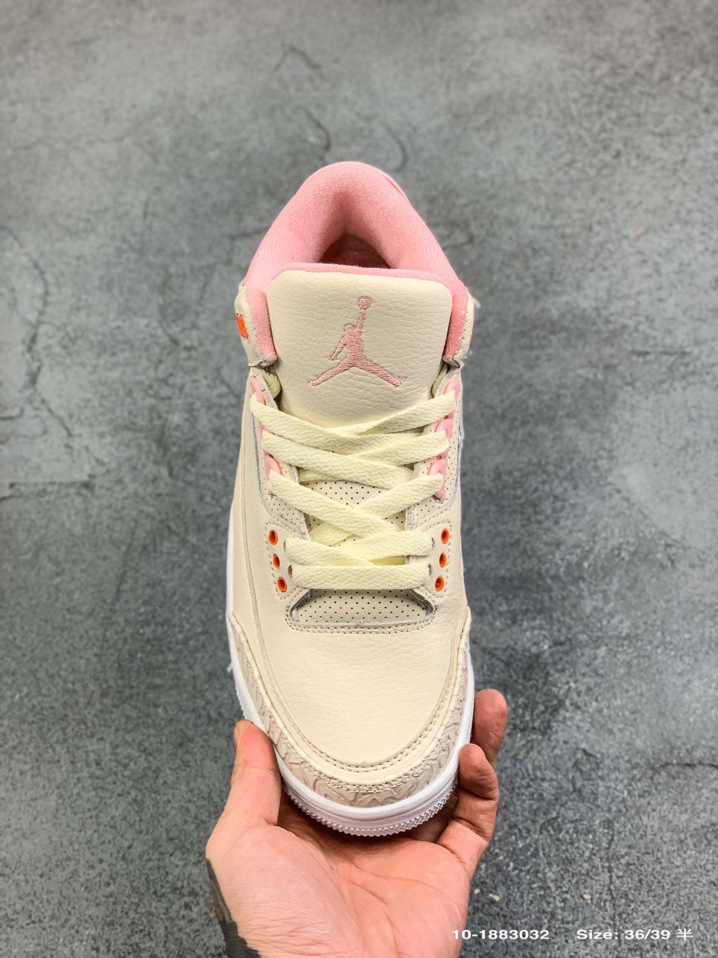 Air Jordan 3 Retro