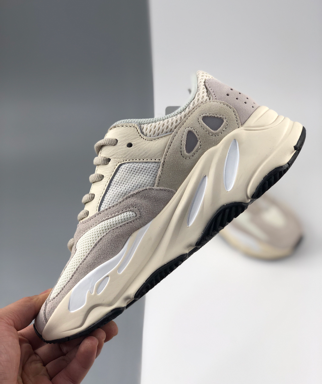 Yeezy 700v2 Teal Blue 36-46