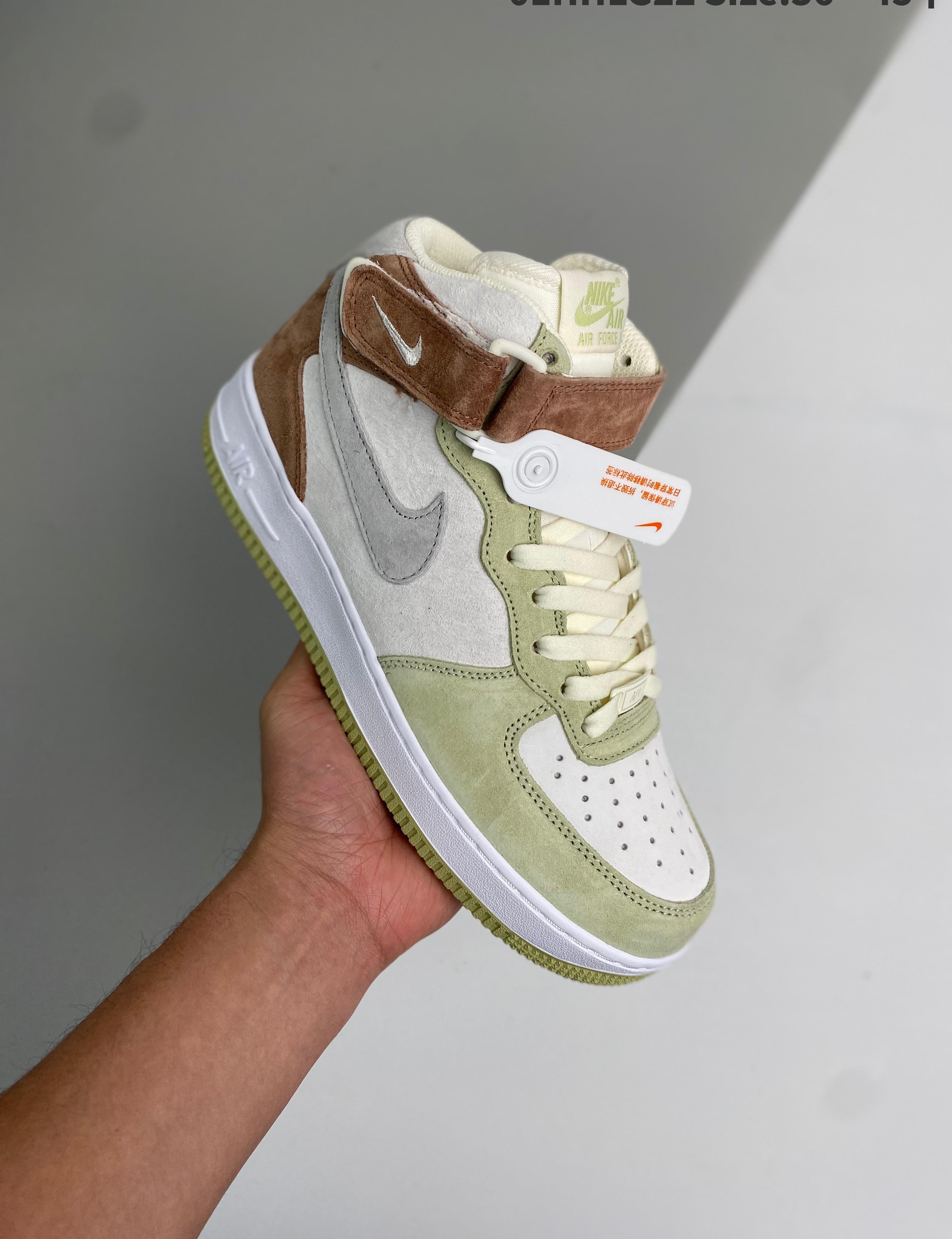 Air Force 1 Mid 07 36-45