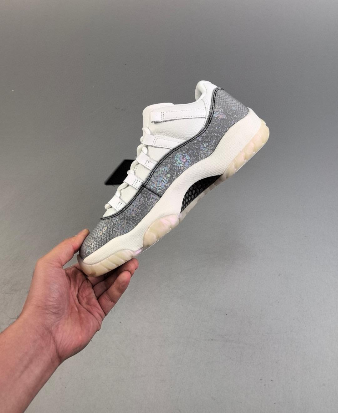 Air Jordan 11 Retro Low Year Of The Snake 40-47