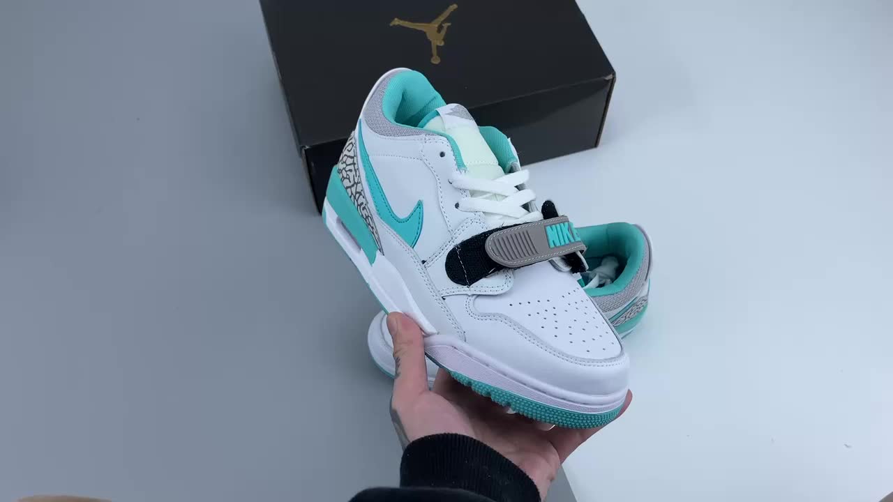 Air Jordan Legacy