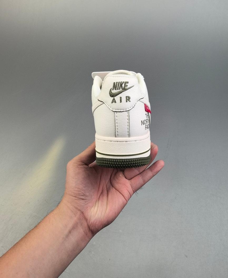 Air Force 1 07 Low Supreme 36-45