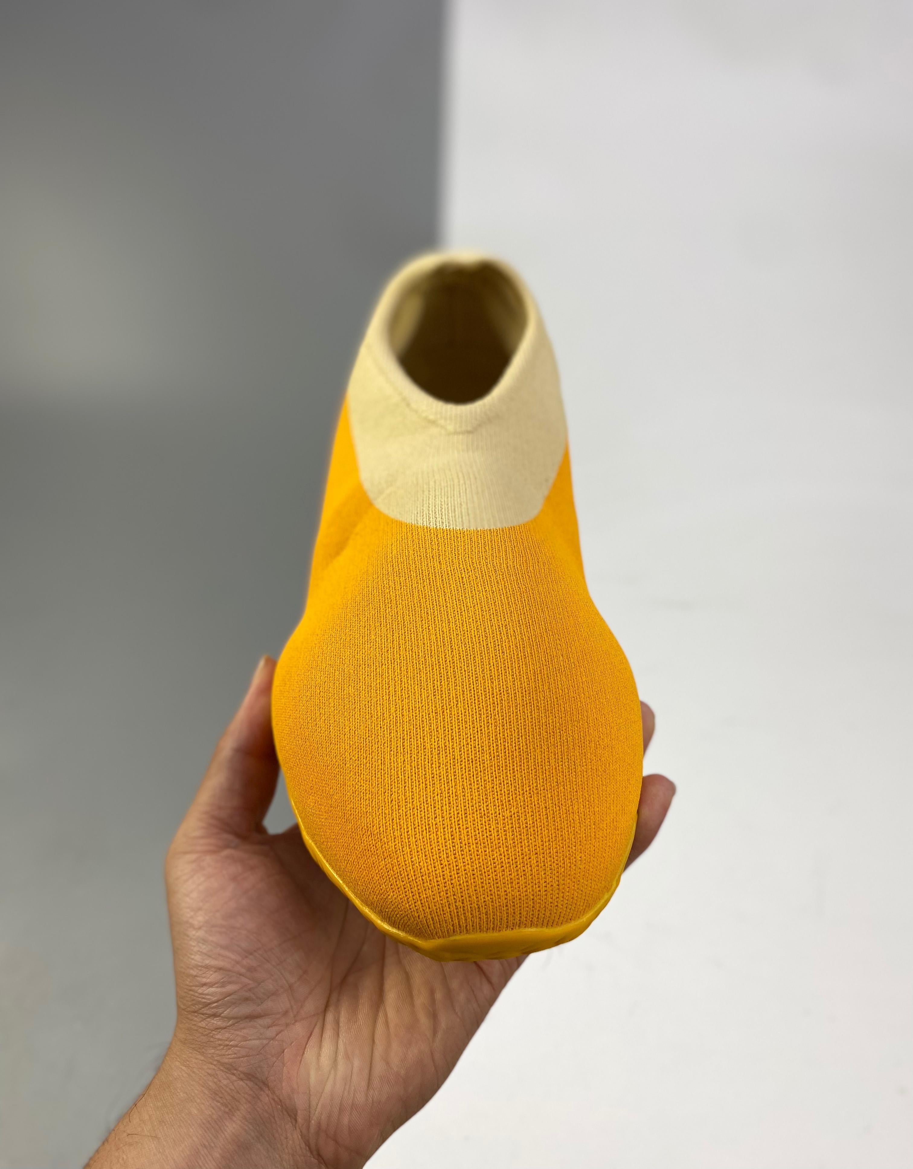 Yeezy Knit Runner Sulfur 36-47