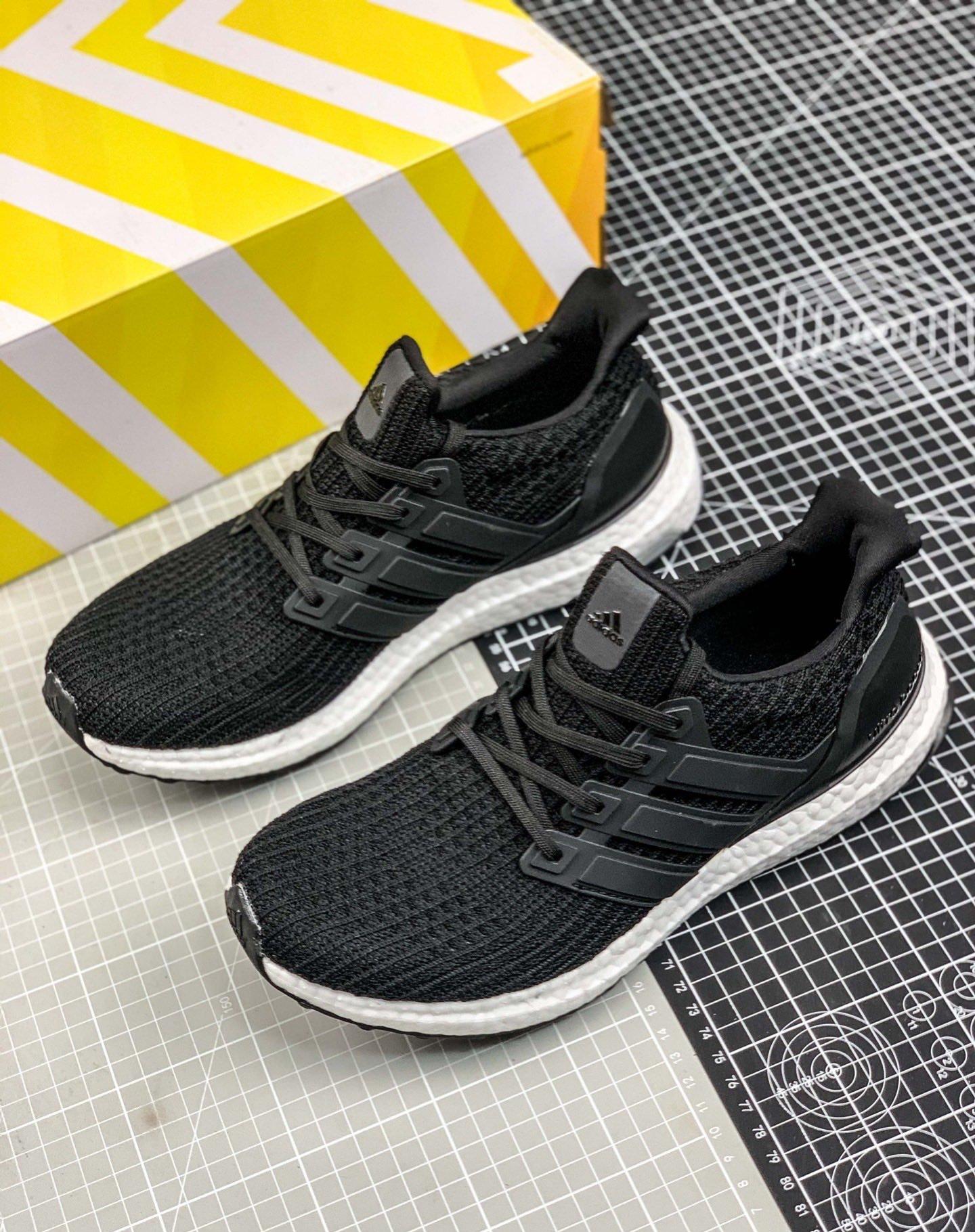 Ultra Boost 40