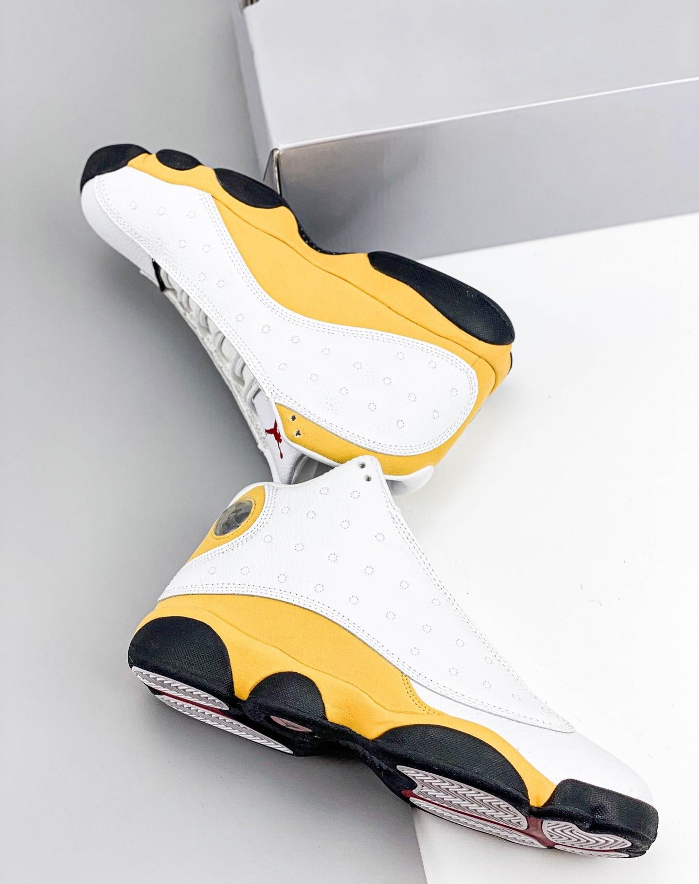 Air Jordan 13 Court Purple