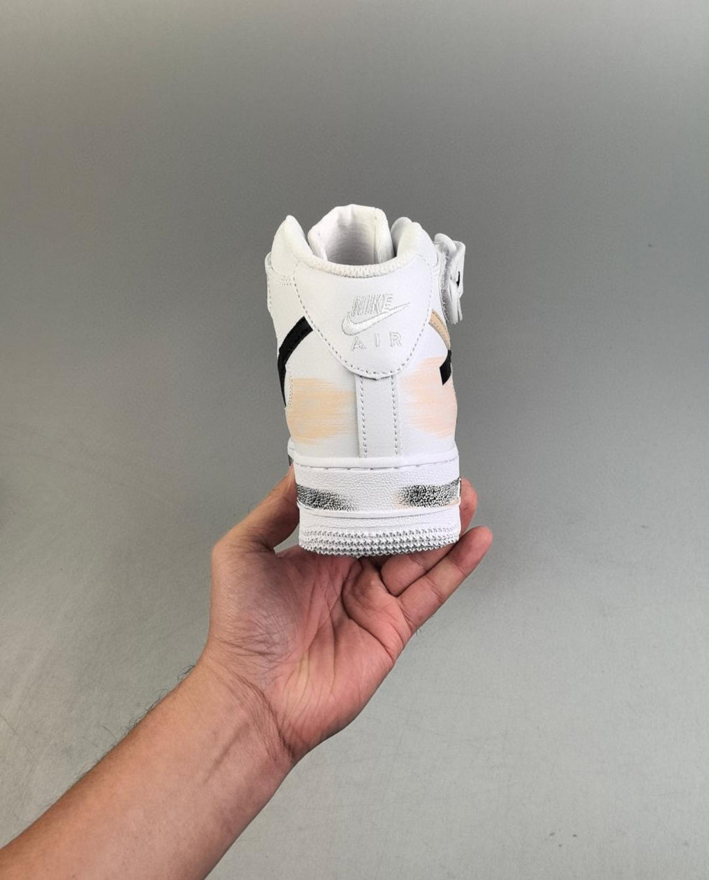 Air Force 1 Mid 07 36-45
