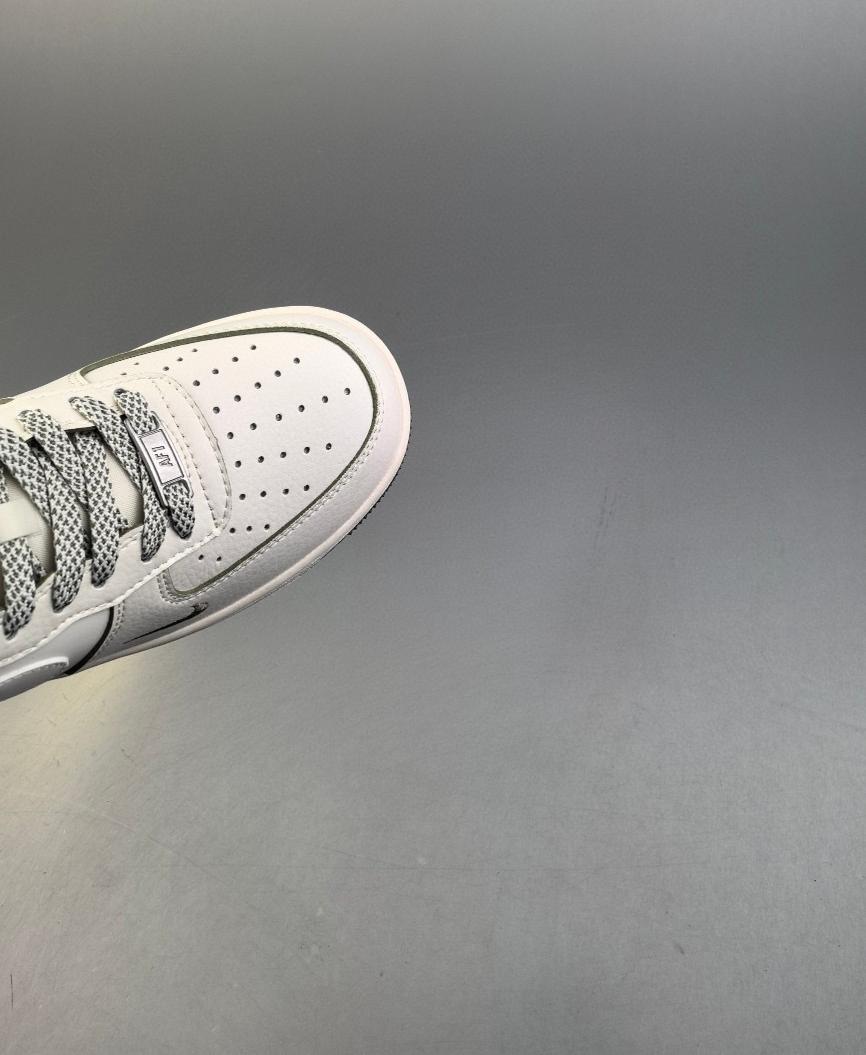 Air Force 1 07 Low Supreme 36-45