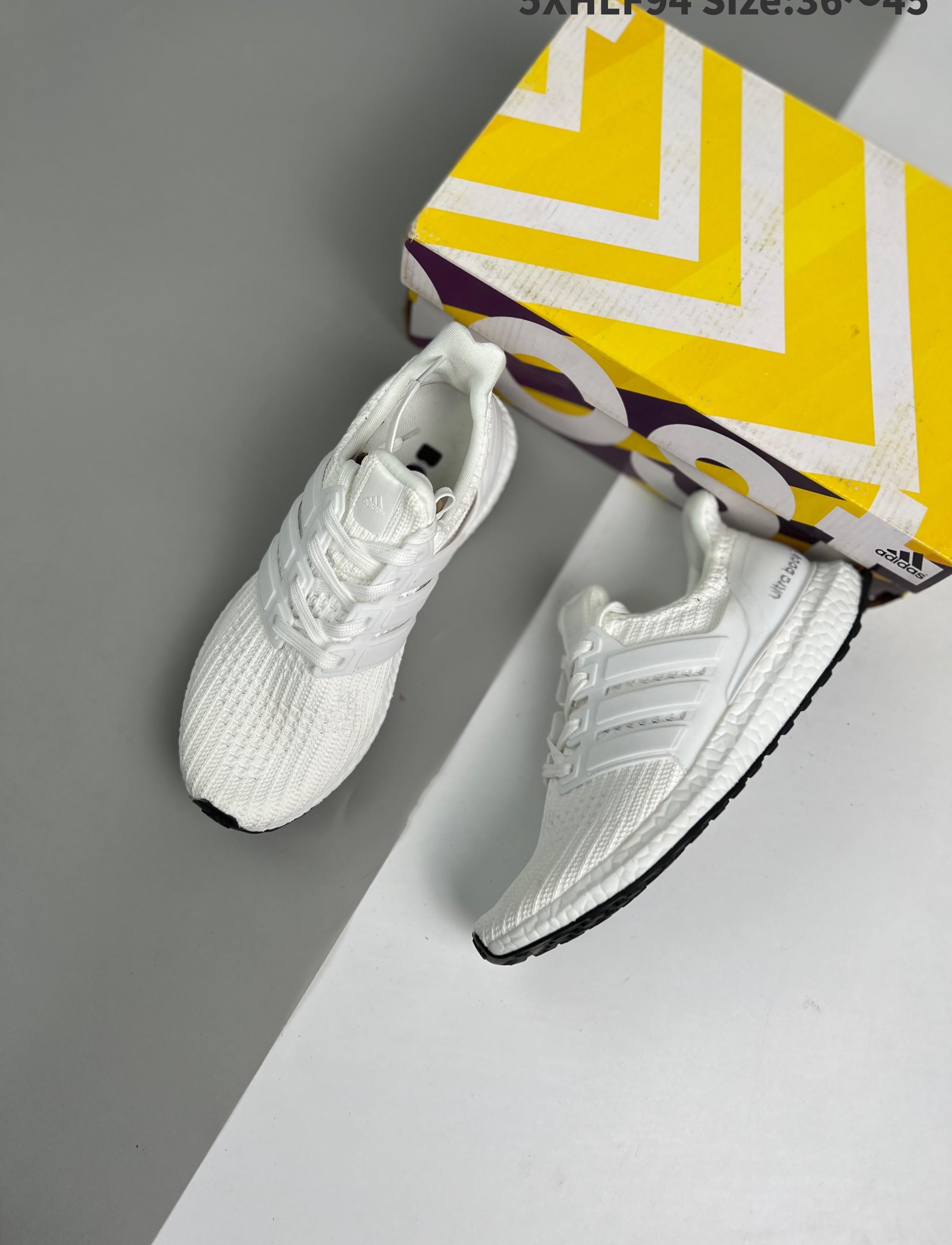 Ultra Boost 40