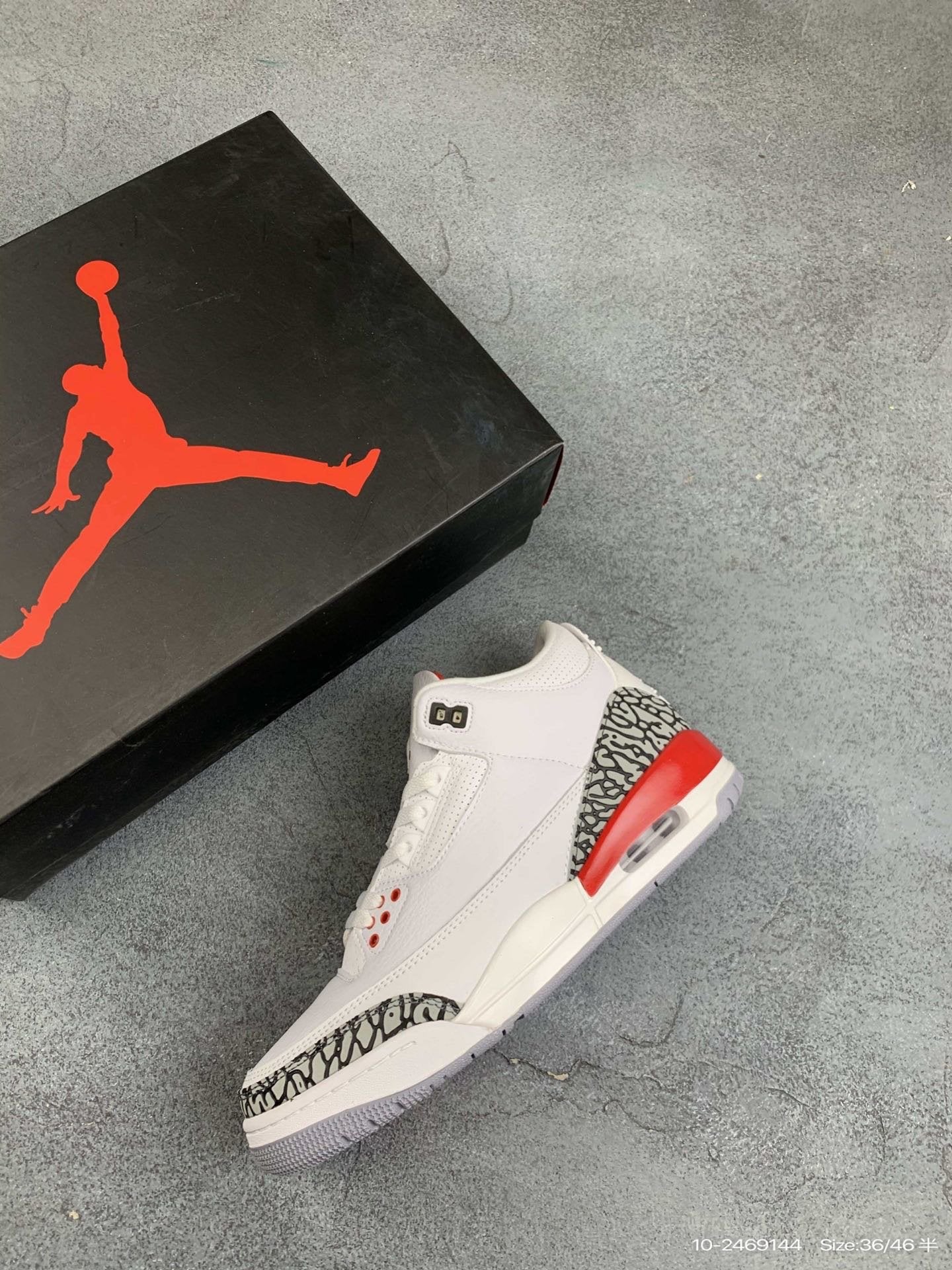 Air Jordan 3 Wmns Laser Orange