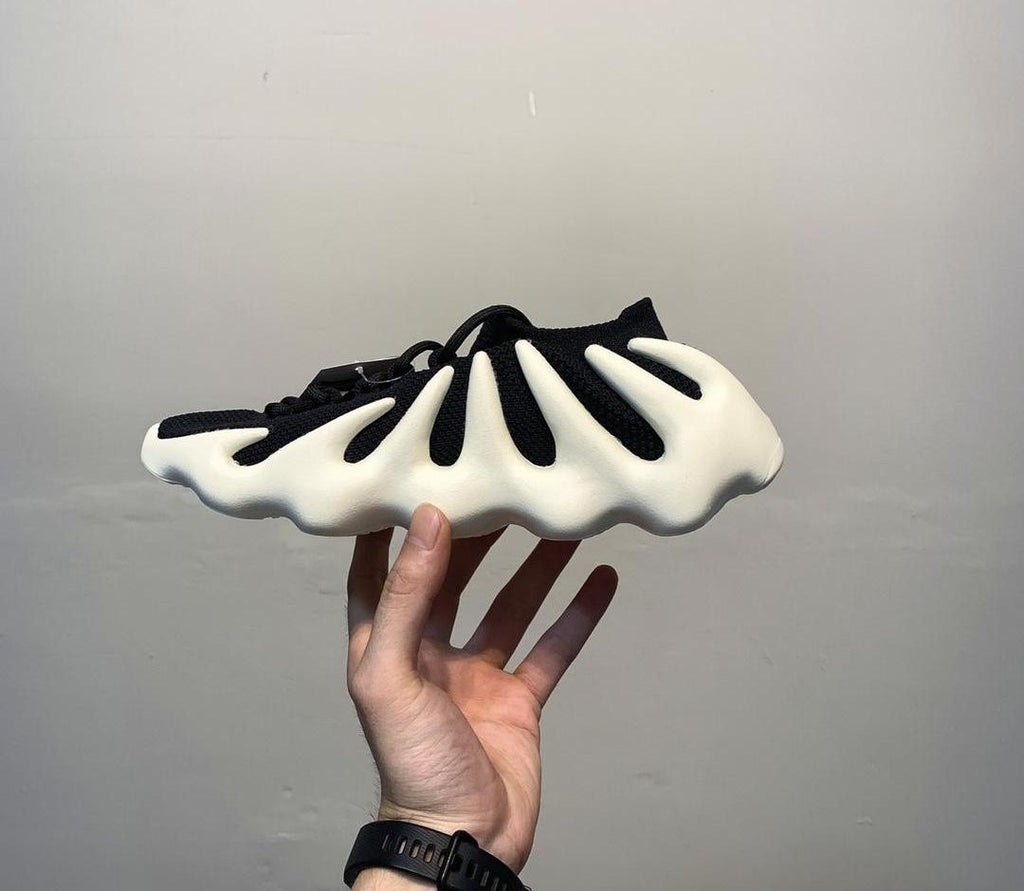 Ad Yeezy 450
