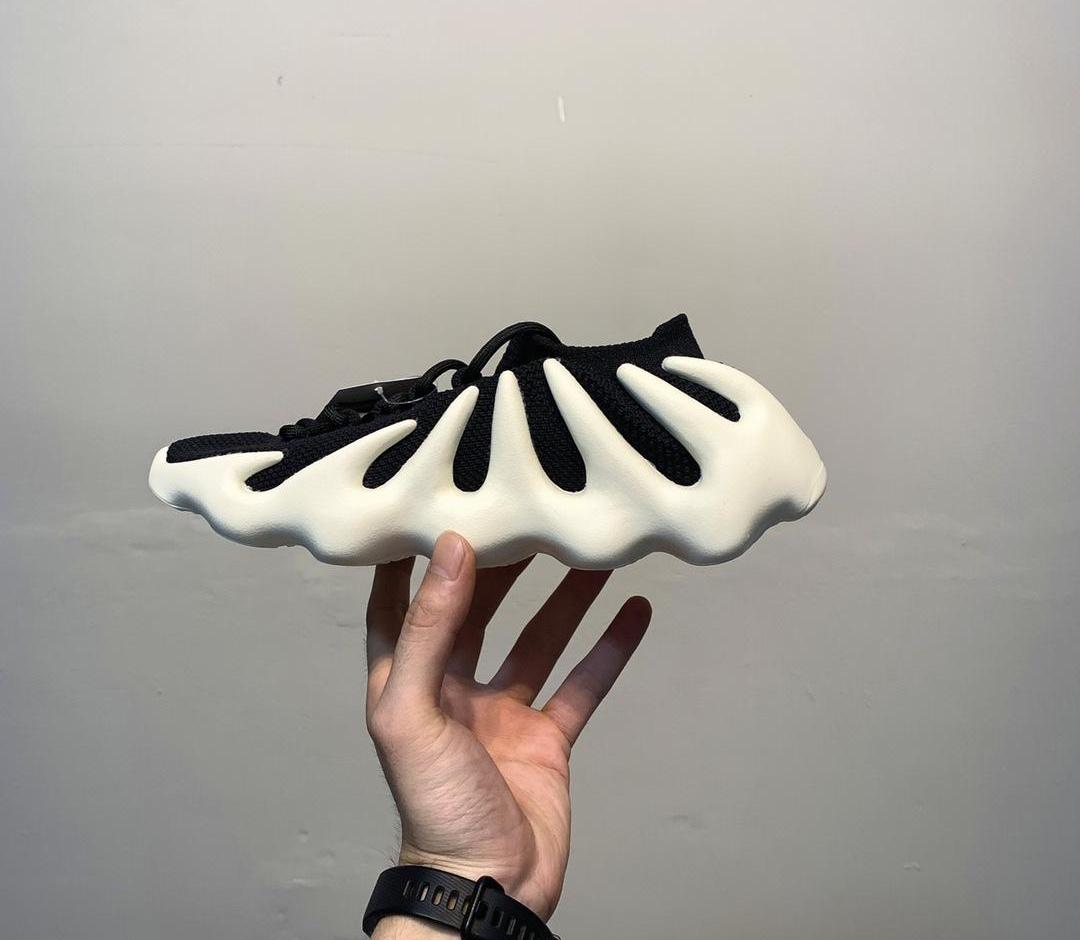 Ad Yeezy 450