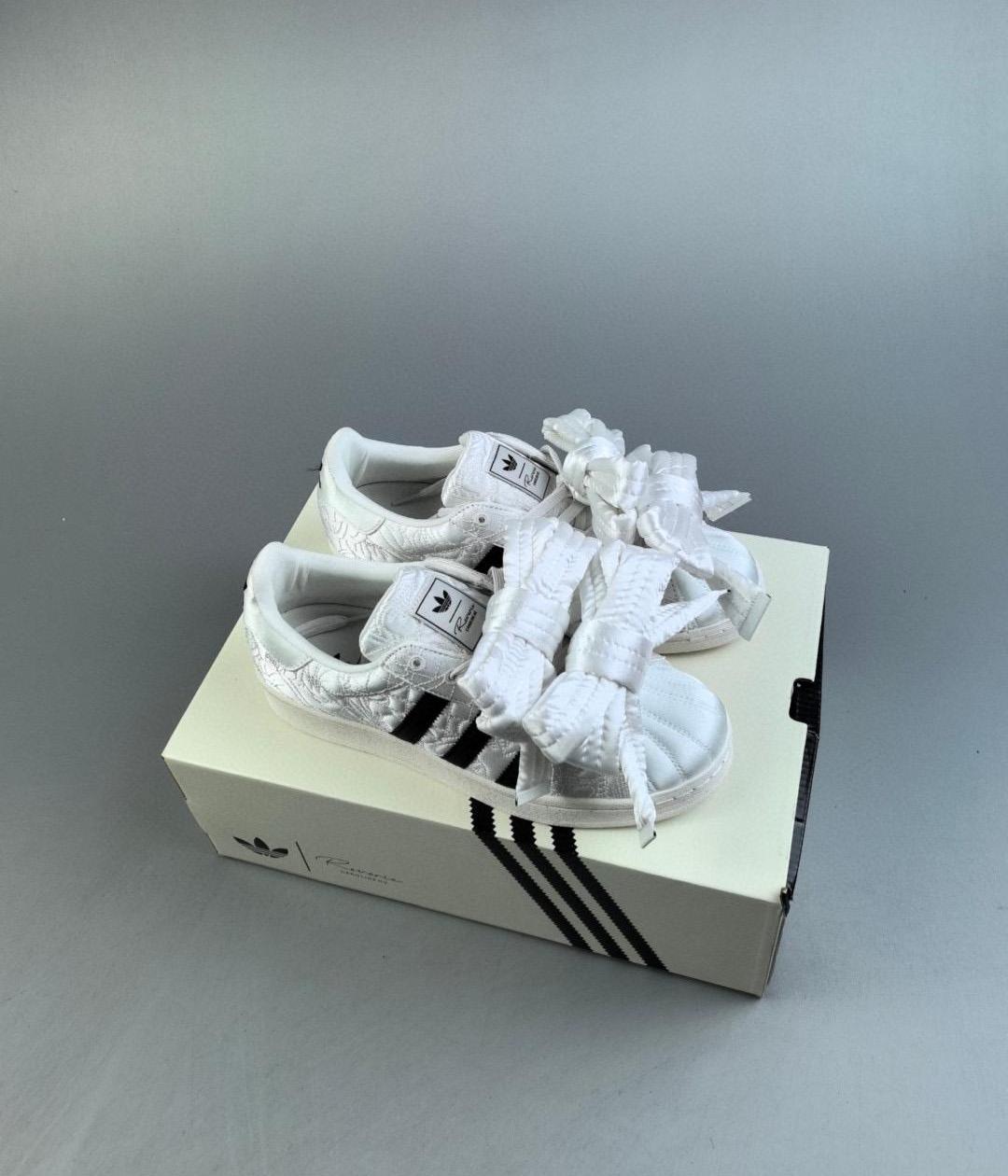 Caroline Hu X Originals Superstar W 36-45