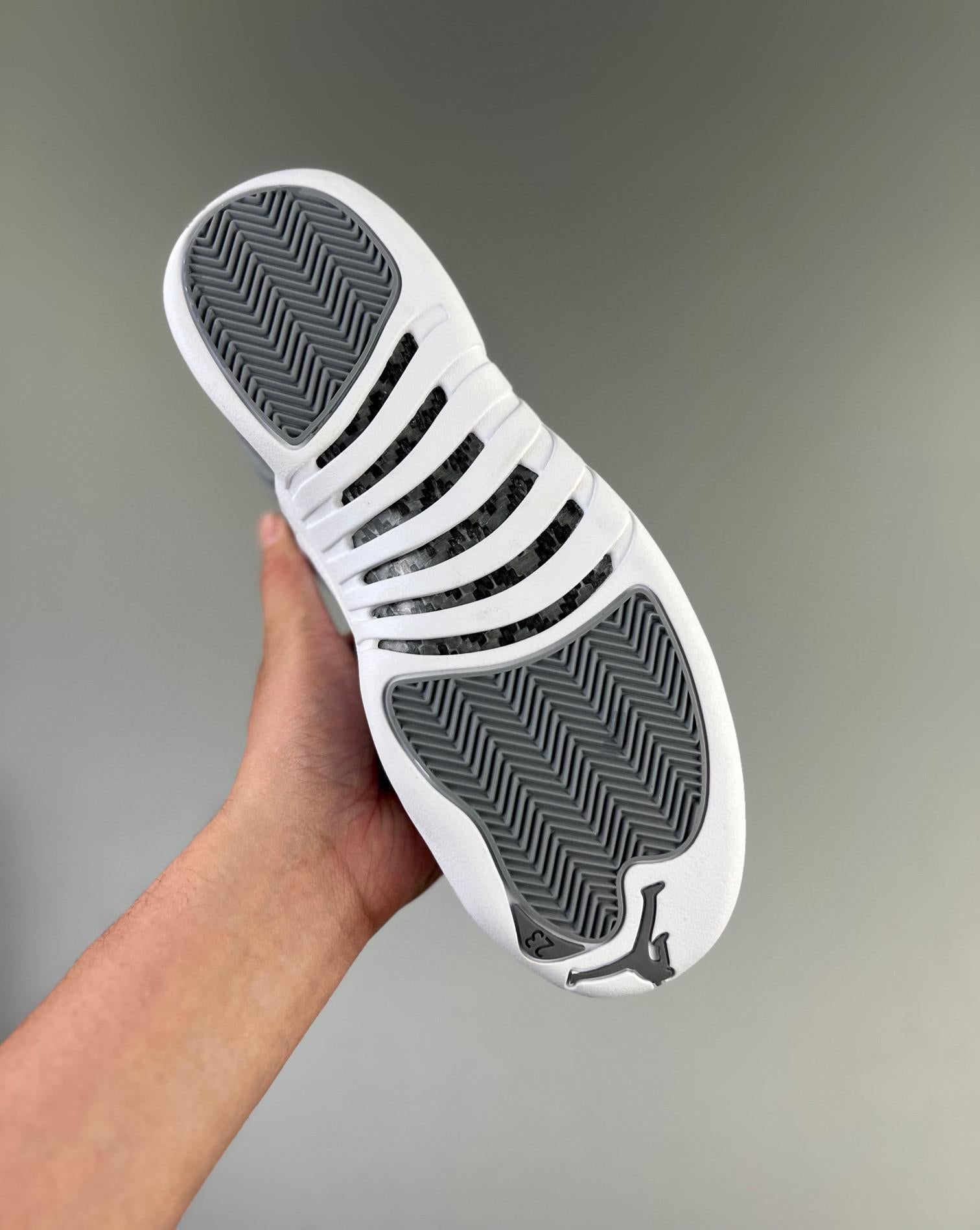 Air Jordan 12 Retro 40-47