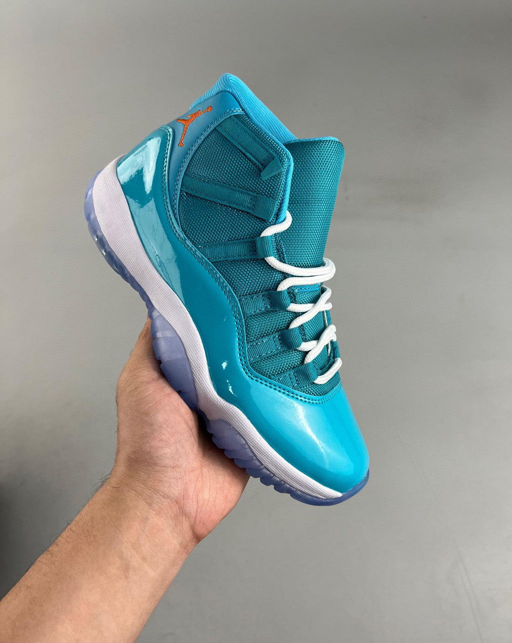 Air Jordan 11 Retro Unc Win Like 82 40-47