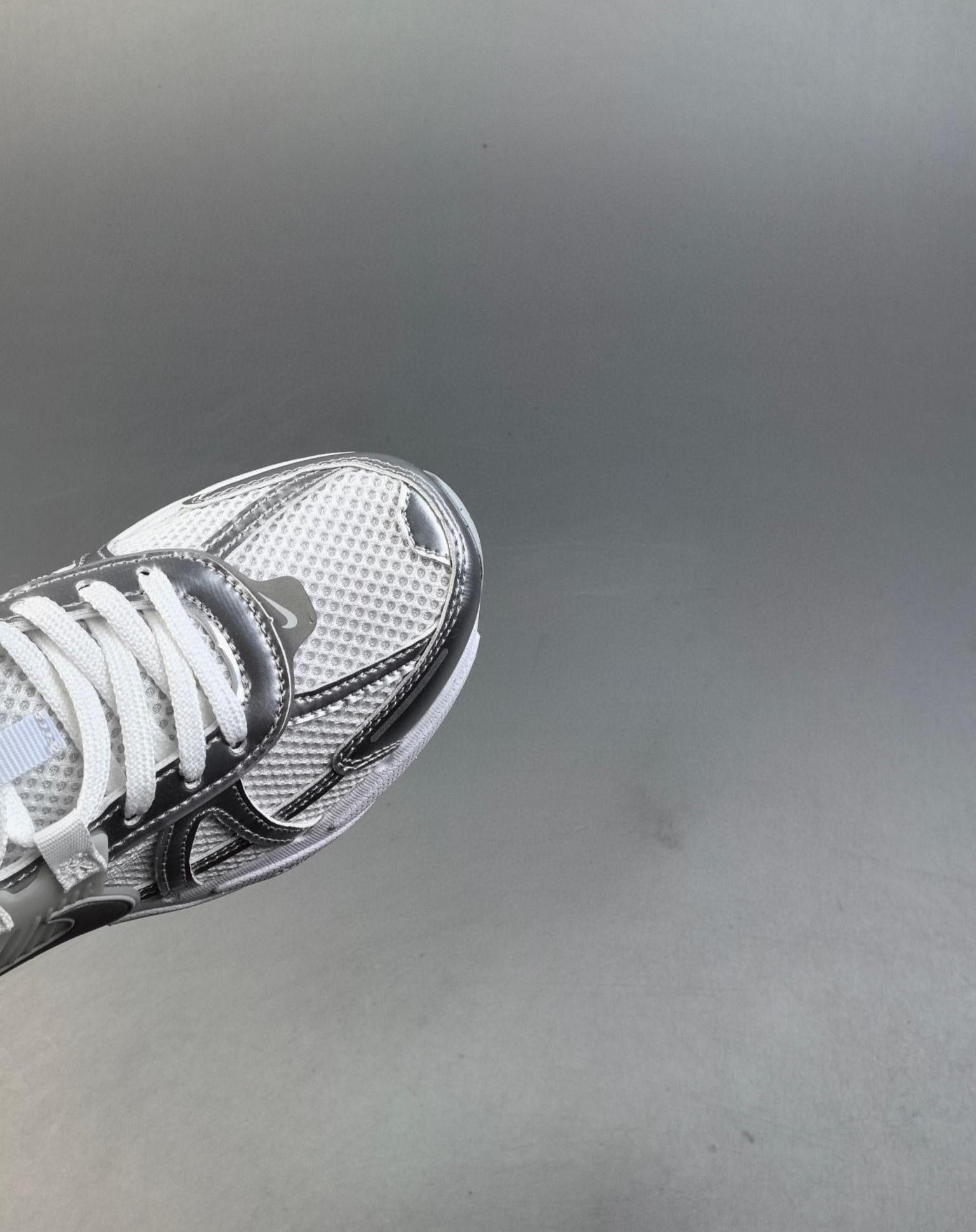 200 V2k Run Runtekk Fd0736 Size36-46