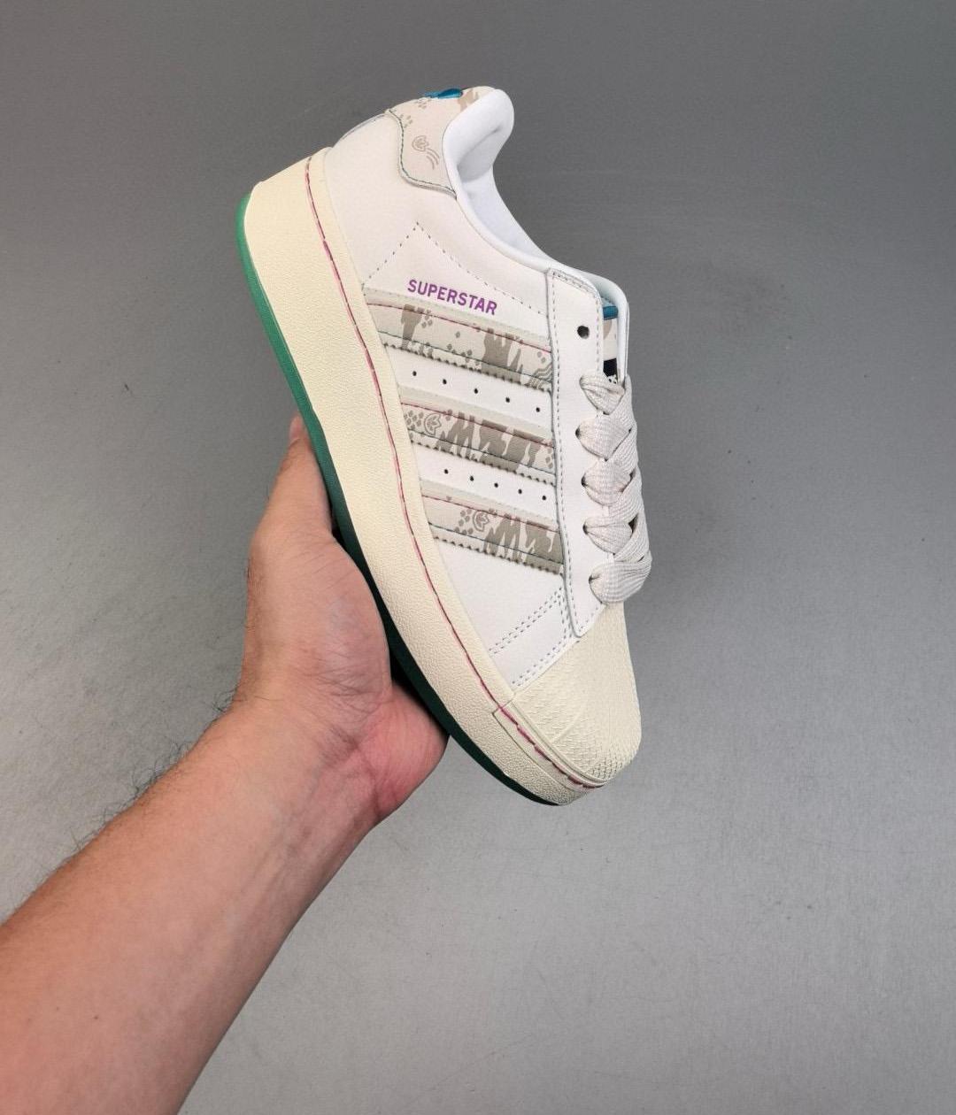 Originals Superstar Xlg 35-45