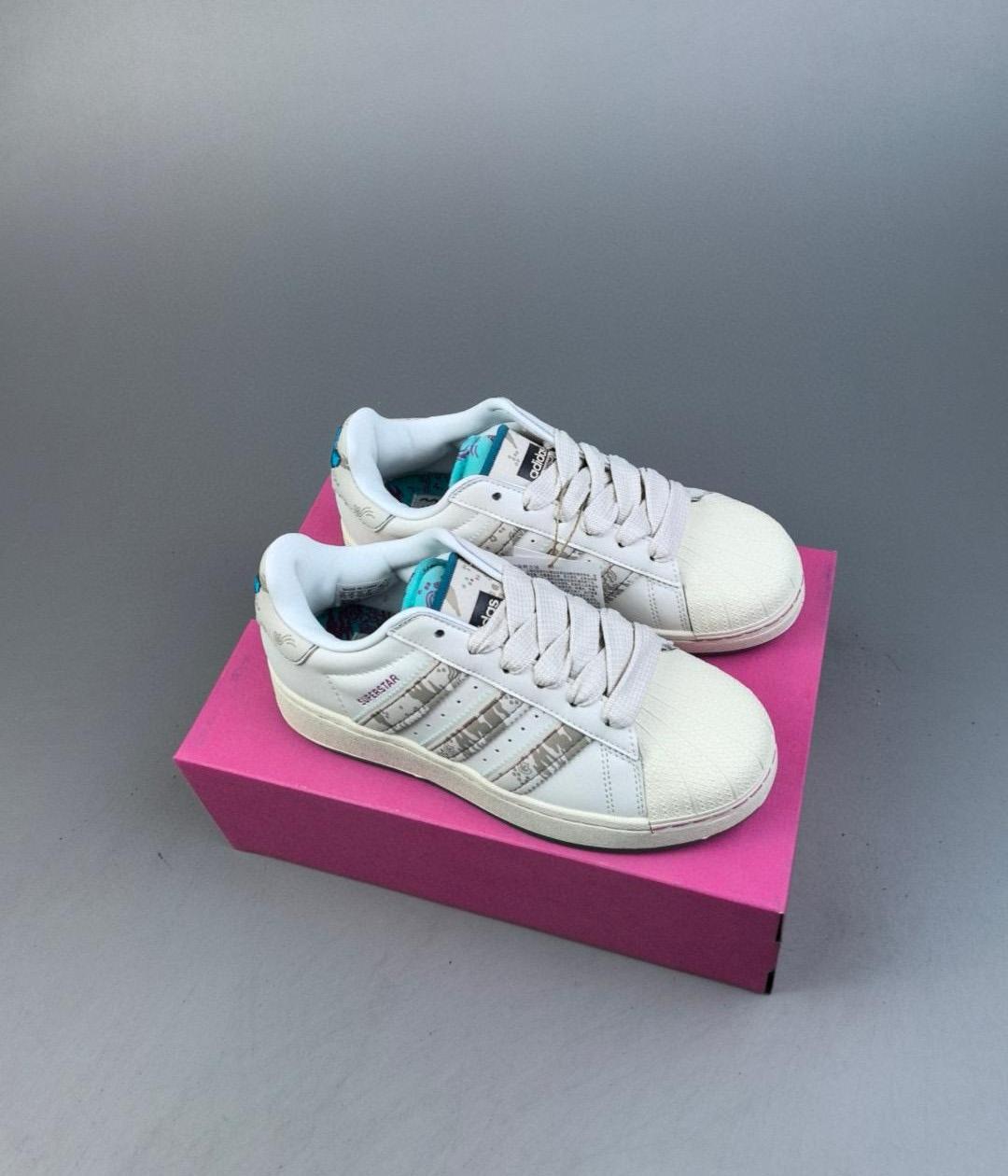 Originals Superstar Xlg 35-45