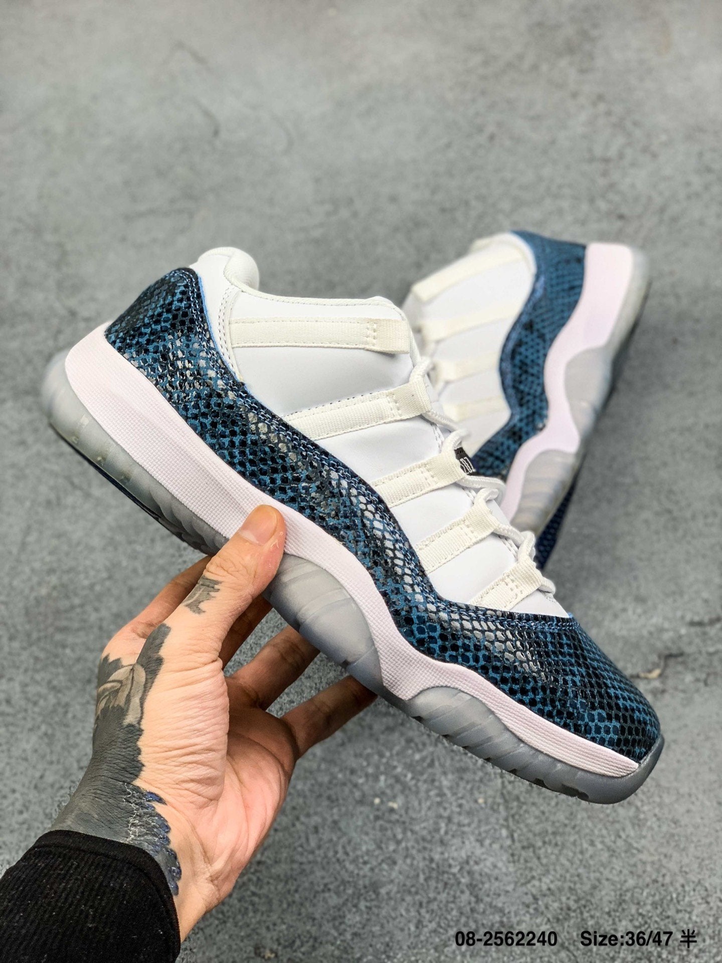 Air Jordan 11 Low