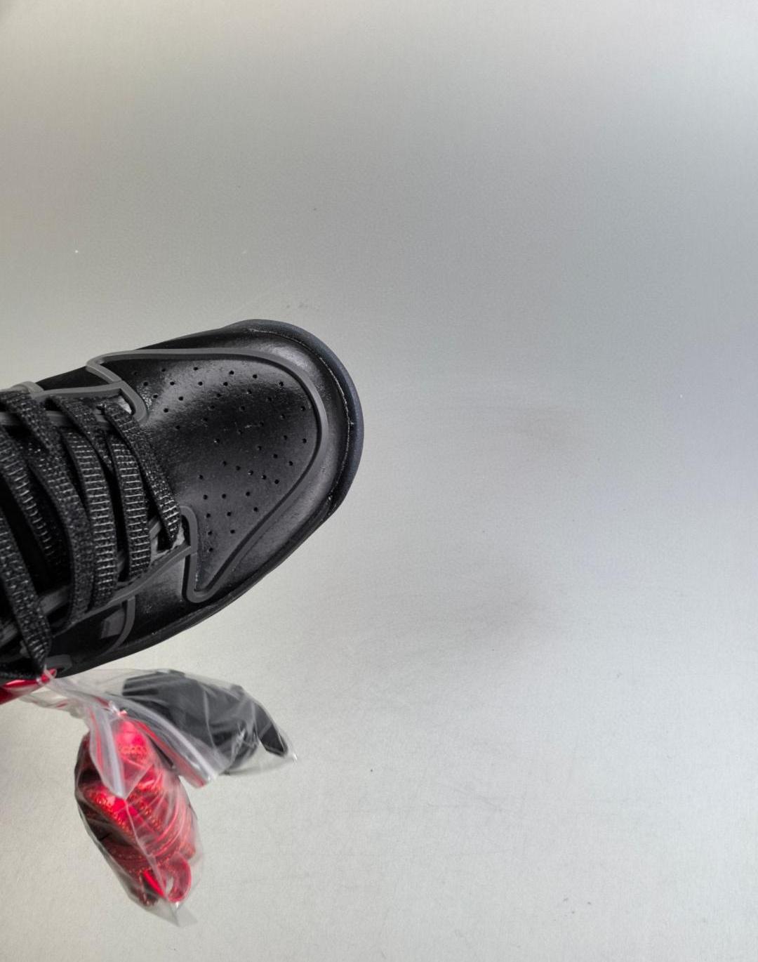 Dunk Genesis Void 40-45