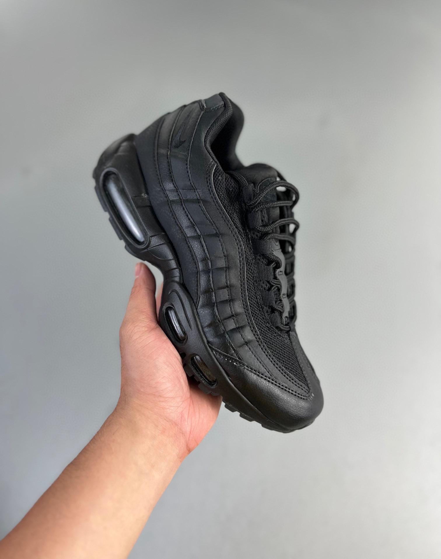 Triple Black  Air Max 95 36-46
