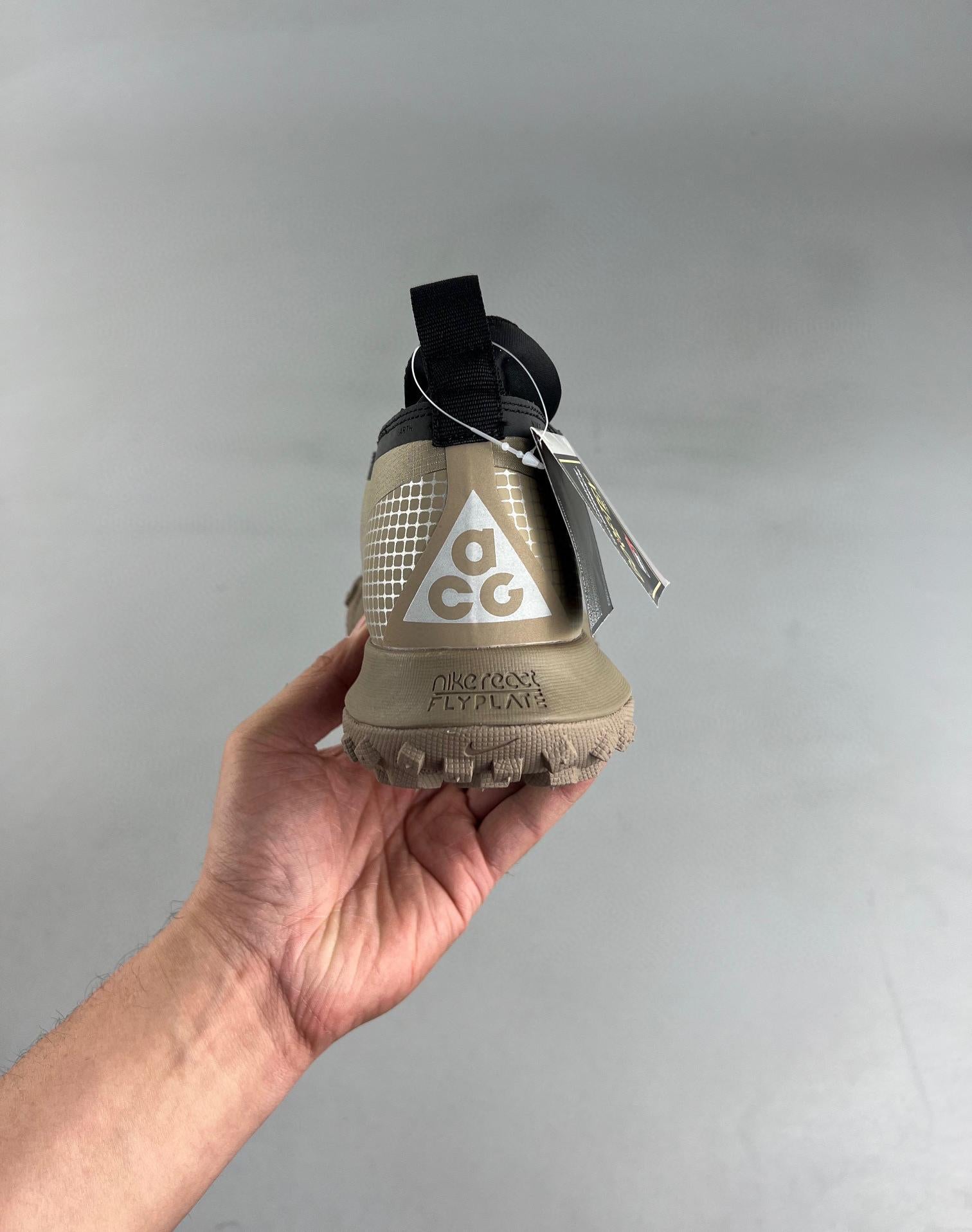 300 Acg Mountain Fly Gore-tex Khaki 36-45_1