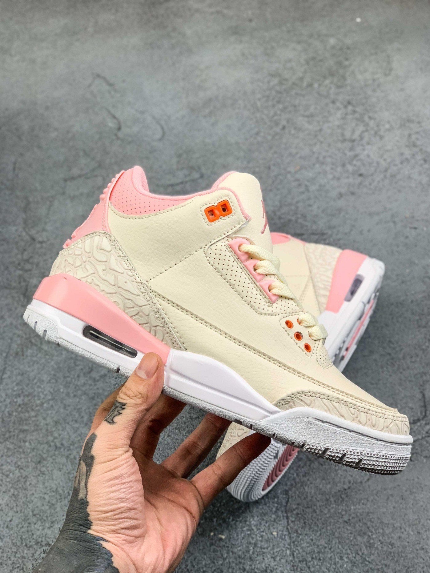 Air Jordan 3 Retro
