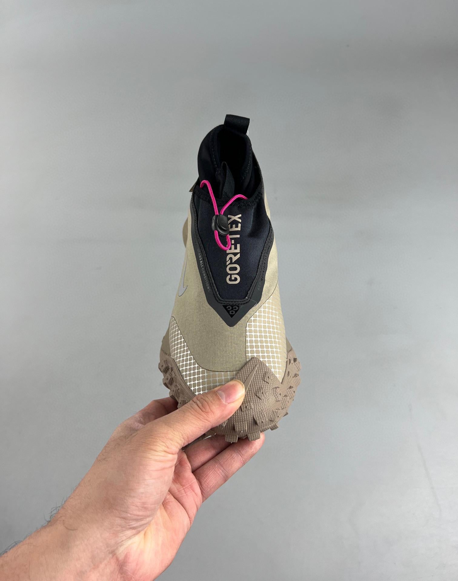 300 Acg Mountain Fly Gore-tex Khaki 36-45_1